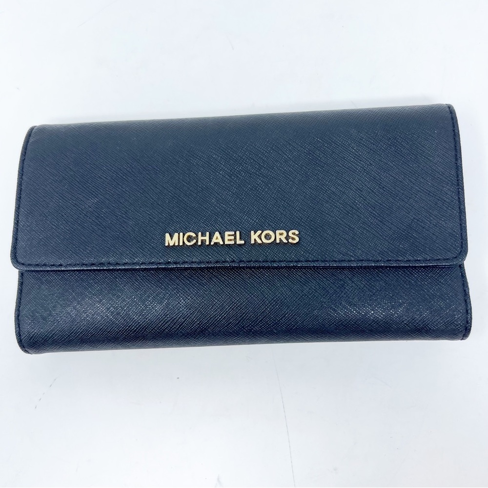 MICHAEL KORS BLACK PEBBLED LEATHER TRI-FOLD WALLET